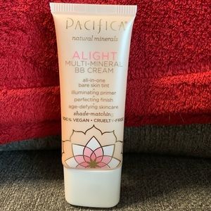 Slight Multi-Mineral BB Cream